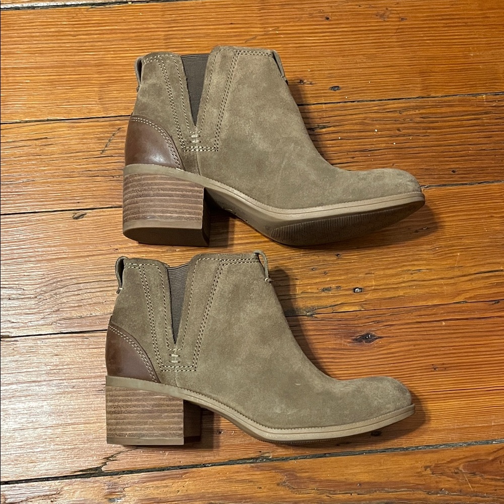 Clarks Brown and Tan Ankle Booties